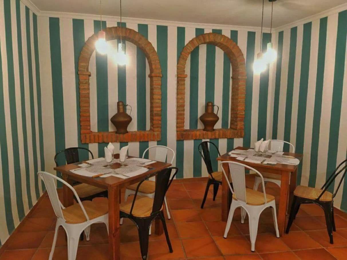 Hostal Altamira Guadalupe กวาดาลูเป ภายนอก รูปภาพ
